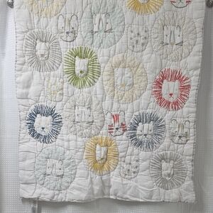 Pottery Barn Kids Emery Lion Linen Baby Quilt - Safari Animals